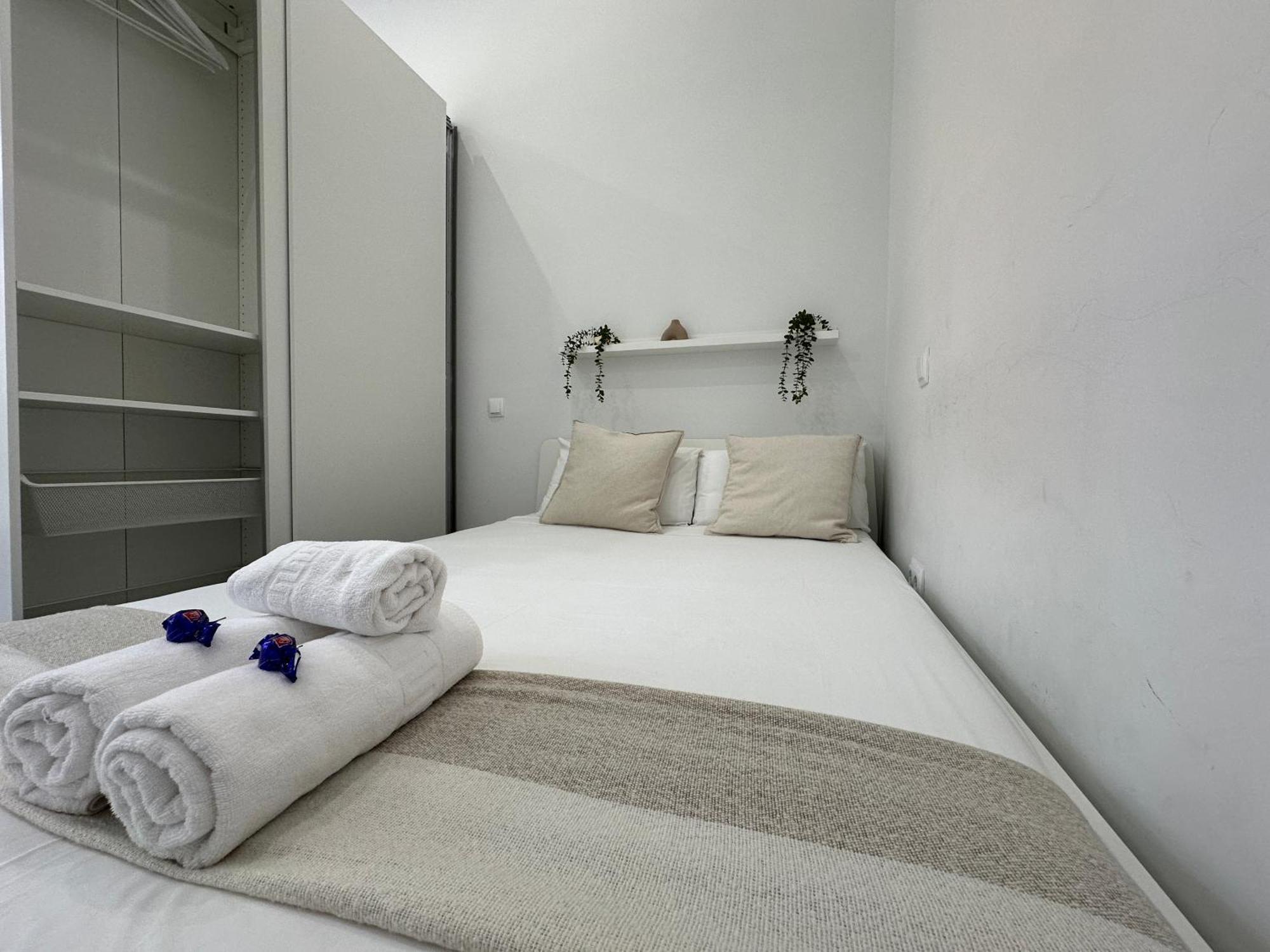 Apartamento Andres Tamayo Av America Madrid Exterior foto