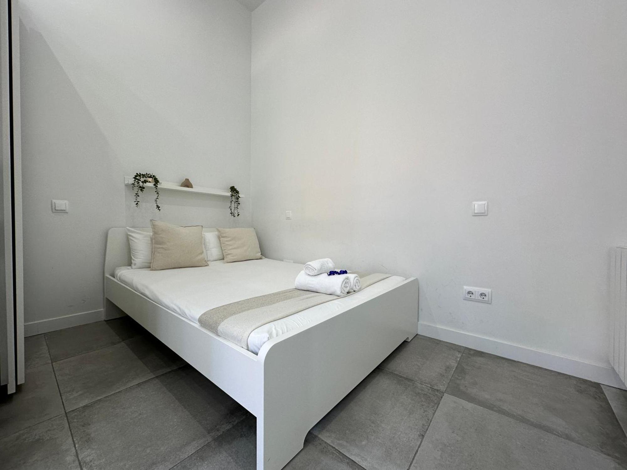 Apartamento Andres Tamayo Av America Madrid Exterior foto