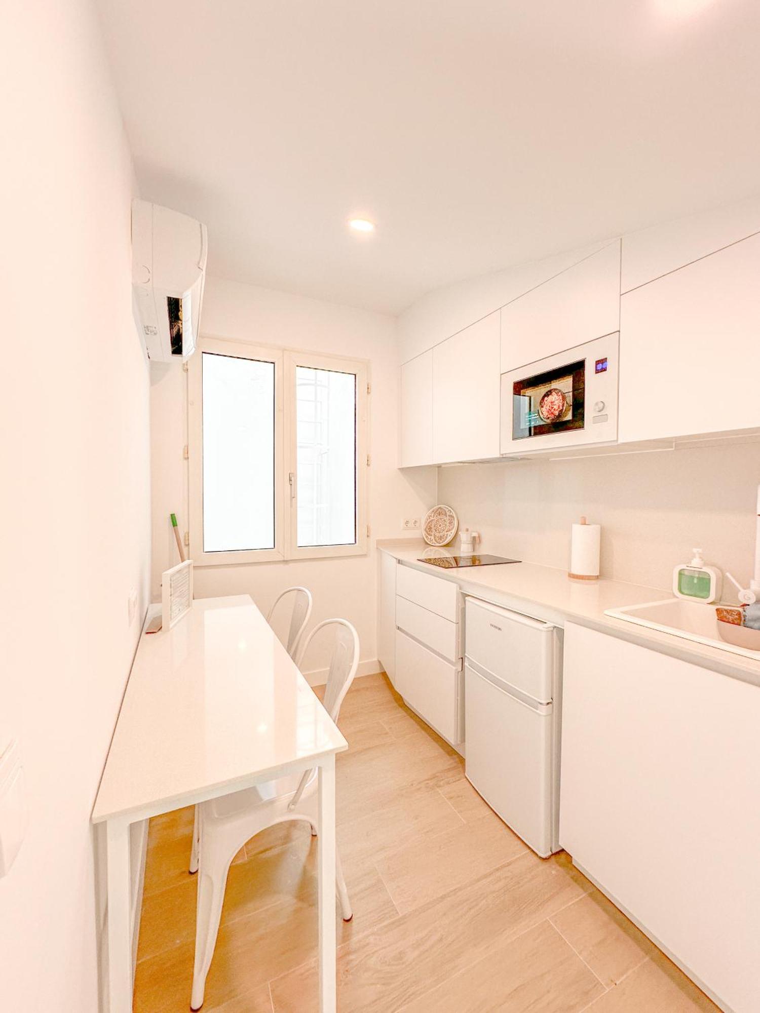 Apartamento Andres Tamayo Av America Madrid Exterior foto